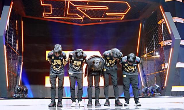  英雄联盟全明星赛星光璀璨，东西方顶尖选手同台献技  