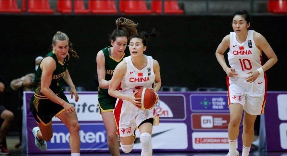  中国女篮热身赛，轻取韩国迎三连胜