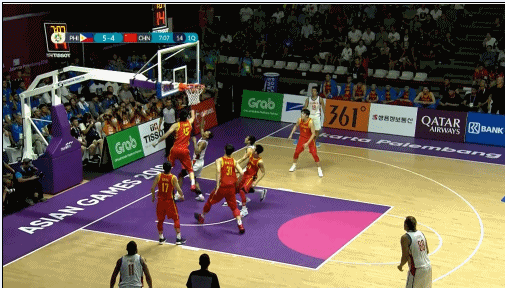  篮球战术板上见真章，教练斗智决胜负