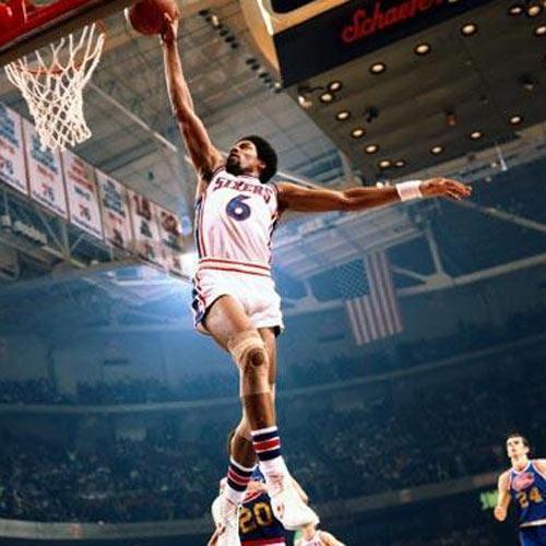  扣篮大赛创意无限，飞行大队竞逐天际