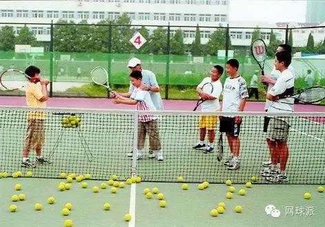  儿童网球启蒙课程爆满，家长重视早期体能开发